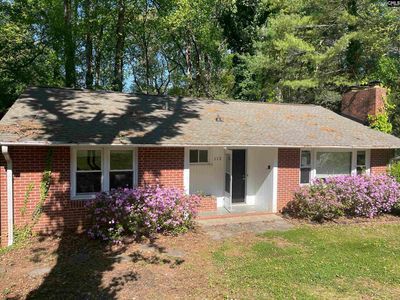 112 Applewood Ln