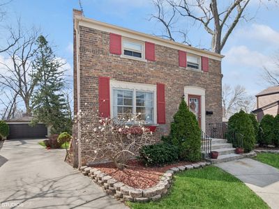 2615 W 100th St
