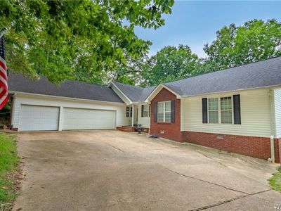 1642 Eastshore Dr