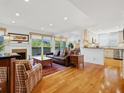 700 S Lake Ave APT 306