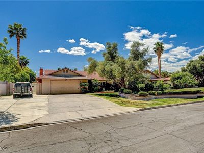 3753 S Rosecrest Cir