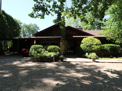 714 Edgewood Dr