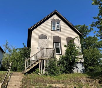 2455 N Dr William Finlayson STREET