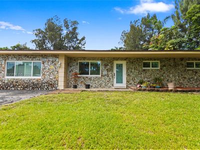 4801 SW 59th Ter