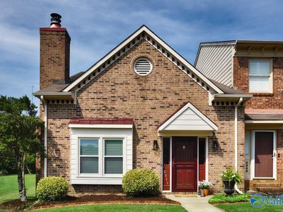 6849 Steeplechase Dr NW