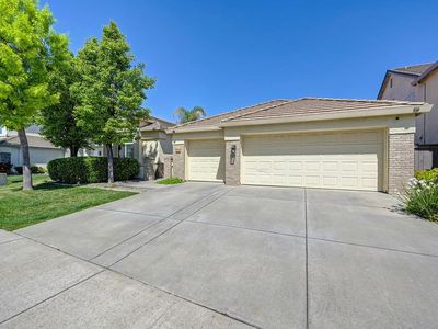 2413 Maybrook Dr