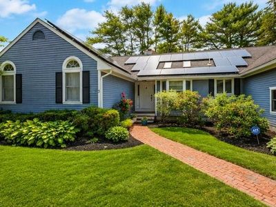 3 Meadow Cir