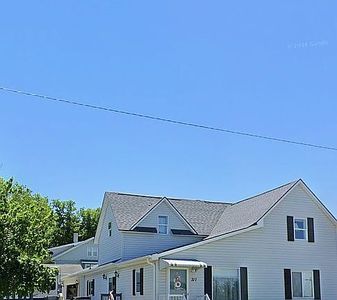317 W 2nd St