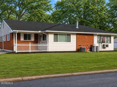 27 Cardinal Street #B