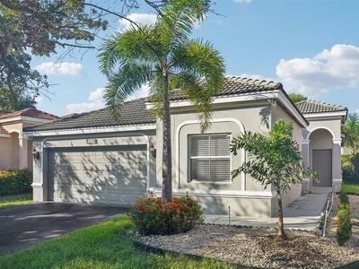 1283 CHINABERRY DRIVE