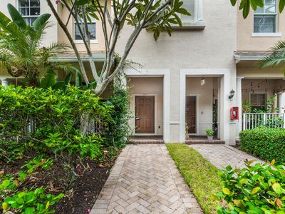 341 INDIAN CREEK Parkway #103