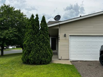 1401 McIntosh Cir