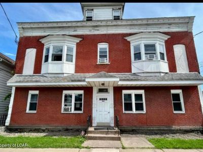 546 W Main St