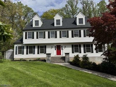 7 Globe Mills Rd