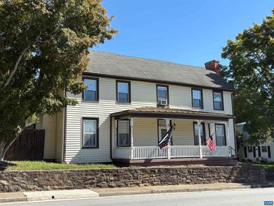 788 Front St