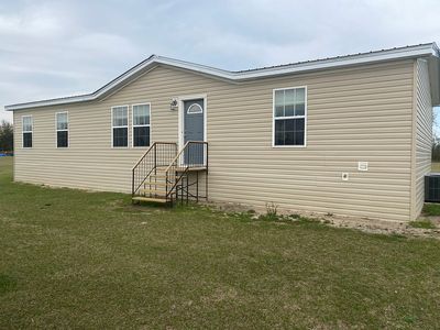 Property at 686 Ocheessee Landing Rd, Grand Ridge, FL