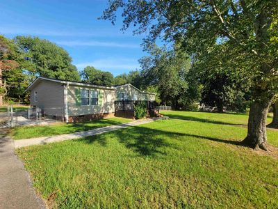 385 Rosedale Dr
