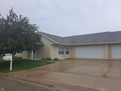 5409 University Dr UNIT D