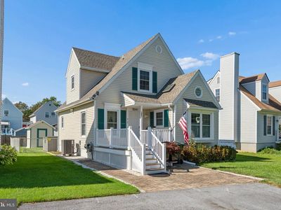 1241 Magnolia Ct