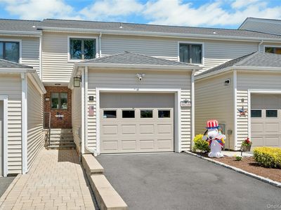 10 Pleasant Ridge Road