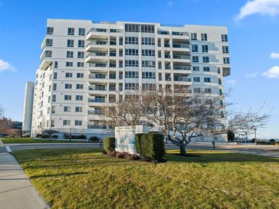 2001 Marina Dr #214W