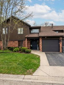 15 Creekside Cir APT B