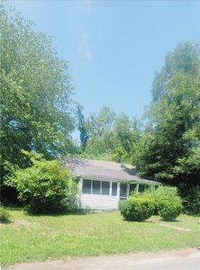 423 Dunning St