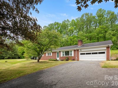83 Honeysuckle Ln