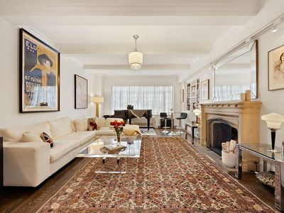50 E 10th St #5L