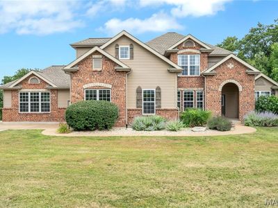 1 Cedar Lake Ct