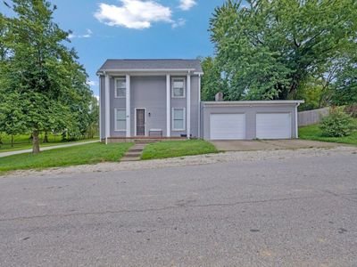 131 E Locust St