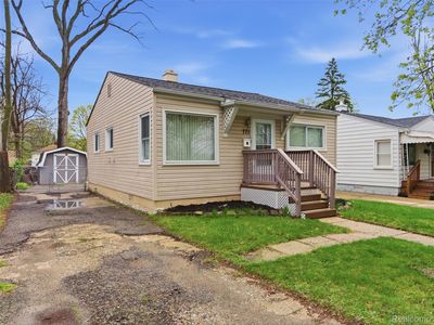 771 E Mansfield Ave