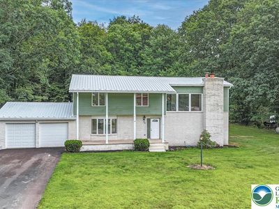 15 Cedar St