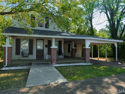 104 Summit St