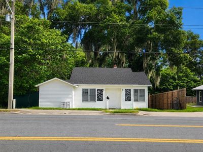 617 NE 25TH AVENUE
