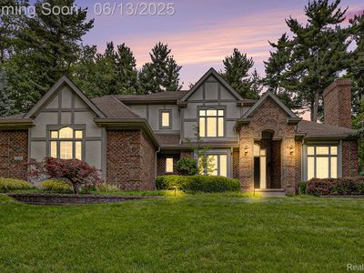 3050 High Hillcrest Dr