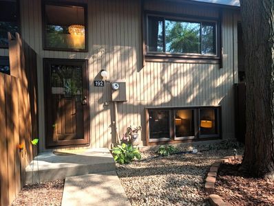 192 River Woods Ln