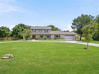 411 Carriage Oaks Dr