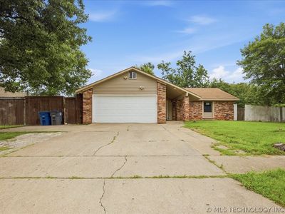 2865 S 137th East Ave