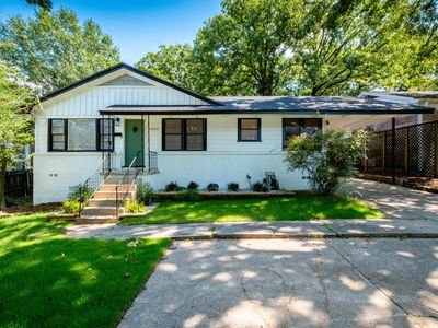 5909 Lee Ave