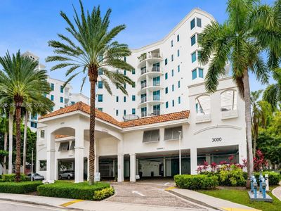 3000 NE 188th St APT 604