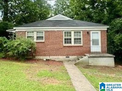 Property at 910 E 15th St, Anniston, AL