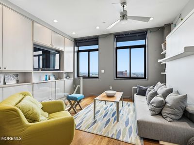 601 Bangs Avenue #703