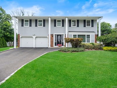 16 Bruce Drive