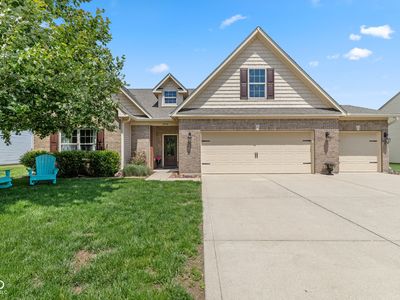 2494 Burgundy Way