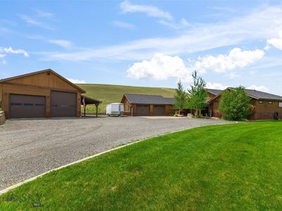 12 Indian Ridge Trl
