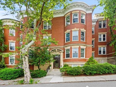 231 Rawson Rd APT 4