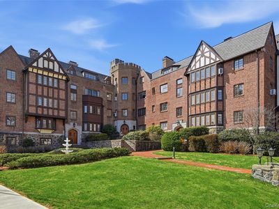 6 Davis Avenue #C-22