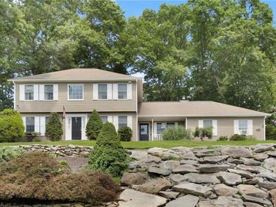25 Factory Pond Cir