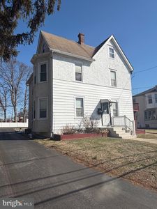 1629 Lincoln Ave
